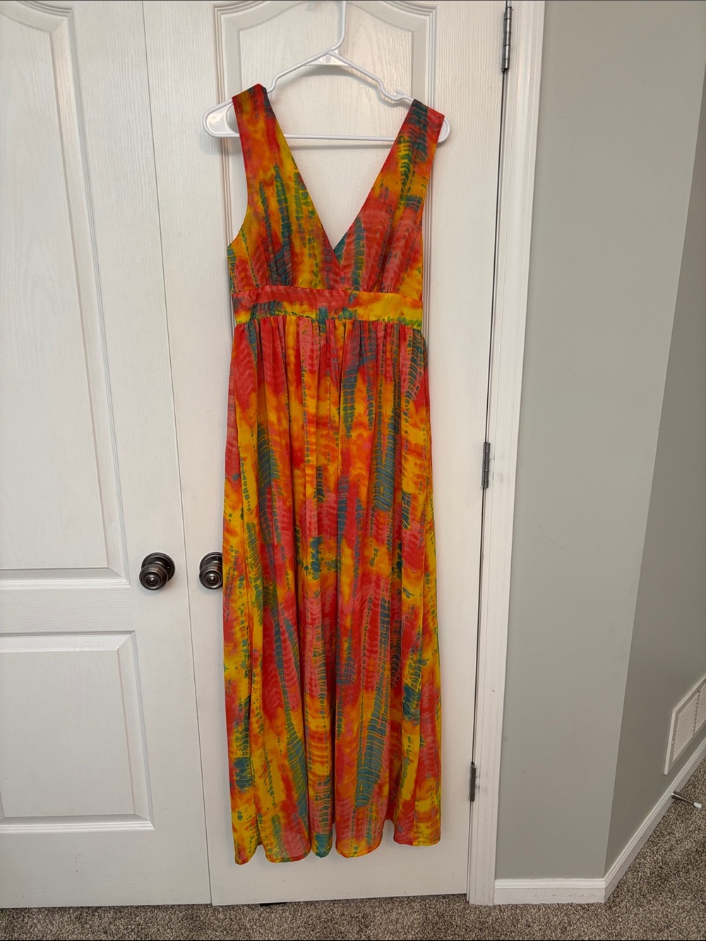 Dimri Sunset Tie-Dye V-Neck Maxi Dress - Yellow/Red/Pink Large